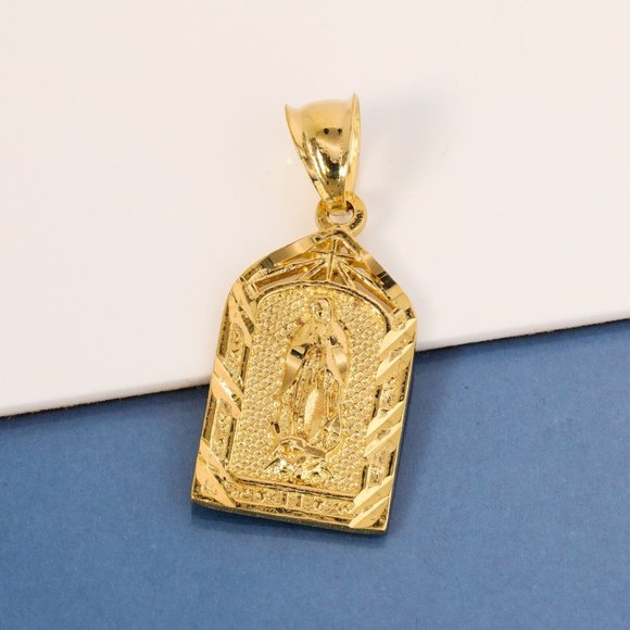 14k Choker Mary Necklace Gold Pendant - Picture 4 of 5